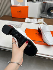 SQUARE TOE SLINGBACK SNOW CALFSKIN