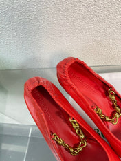 SHARP CHAIN PUMP 6 CM IN RUBY RED CALFSKIN