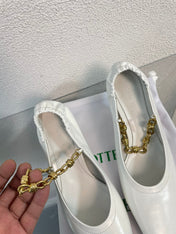 SHARP CHAIN PUMP 6 CM IN WHITE CALFSKIN