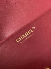 CHANEL 26S SOUPLISSIMO MAXI FLAP 39 IN RED CROCODILE-EMBOSSED CALFSKIN GOLD HARDWARE