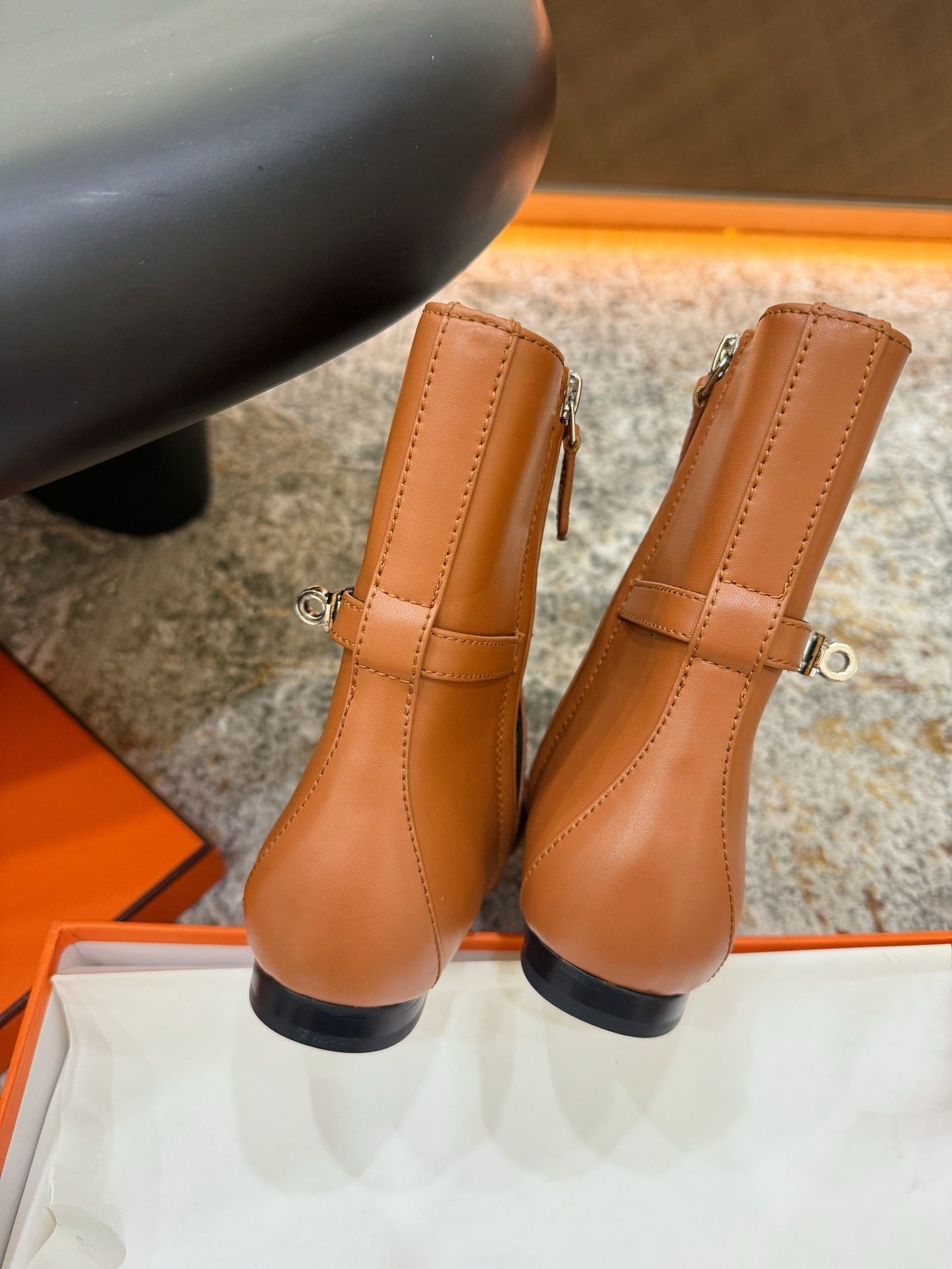 HM 26S FLAT ANKLE BOOTS IN COGNAC BROWN CALFSKIN 