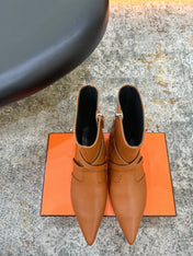 HM 26S FLAT ANKLE BOOTS IN COGNAC BROWN CALFSKIN 