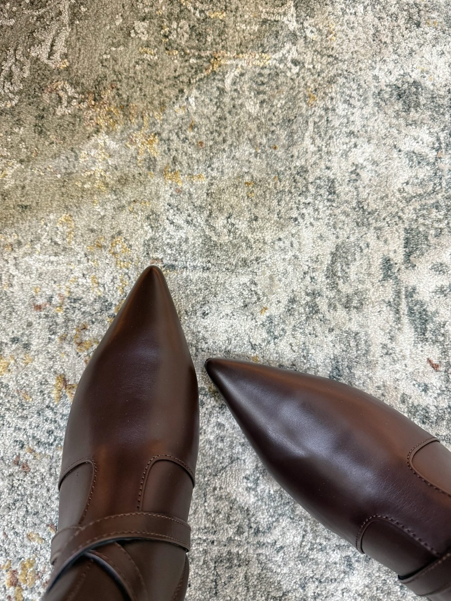 HM 26S FLAT ANKLE BOOTS IN DARK BROWN CALFSKIN