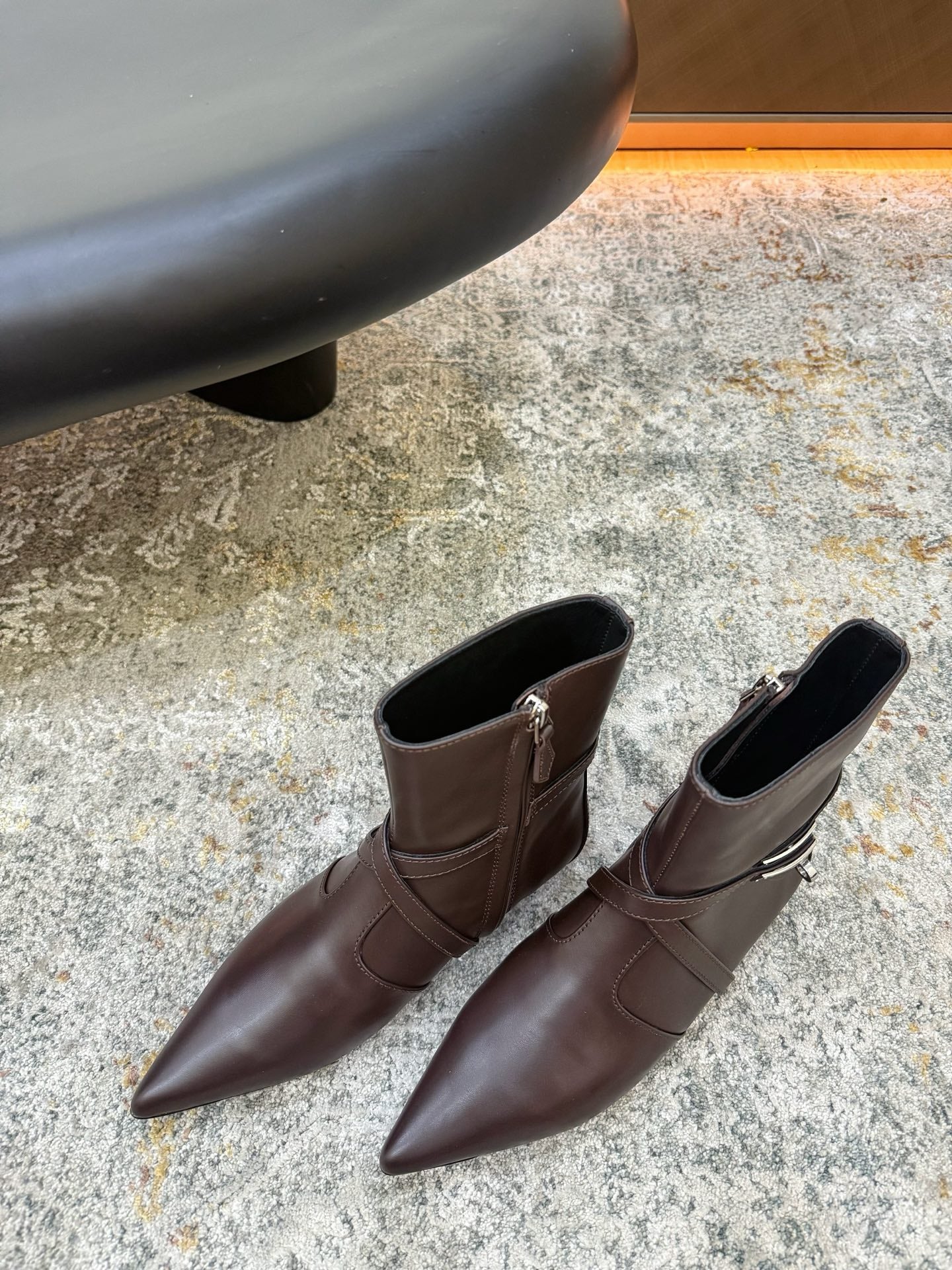 HM 26S FLAT ANKLE BOOTS IN DARK BROWN CALFSKIN