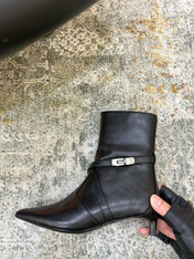 HM 26S POINTED-TOE ANKLE BOOTS 35 MM IN BLACK CALFSKIN