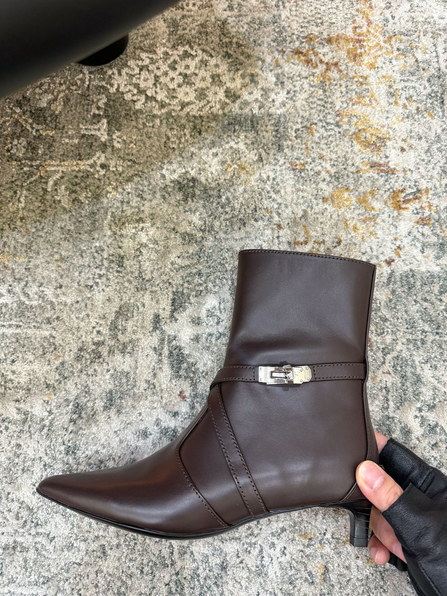 HM 26S POINTED-TOE ANKLE BOOTS 35 MM IN DARK BROWN CALFSKIN