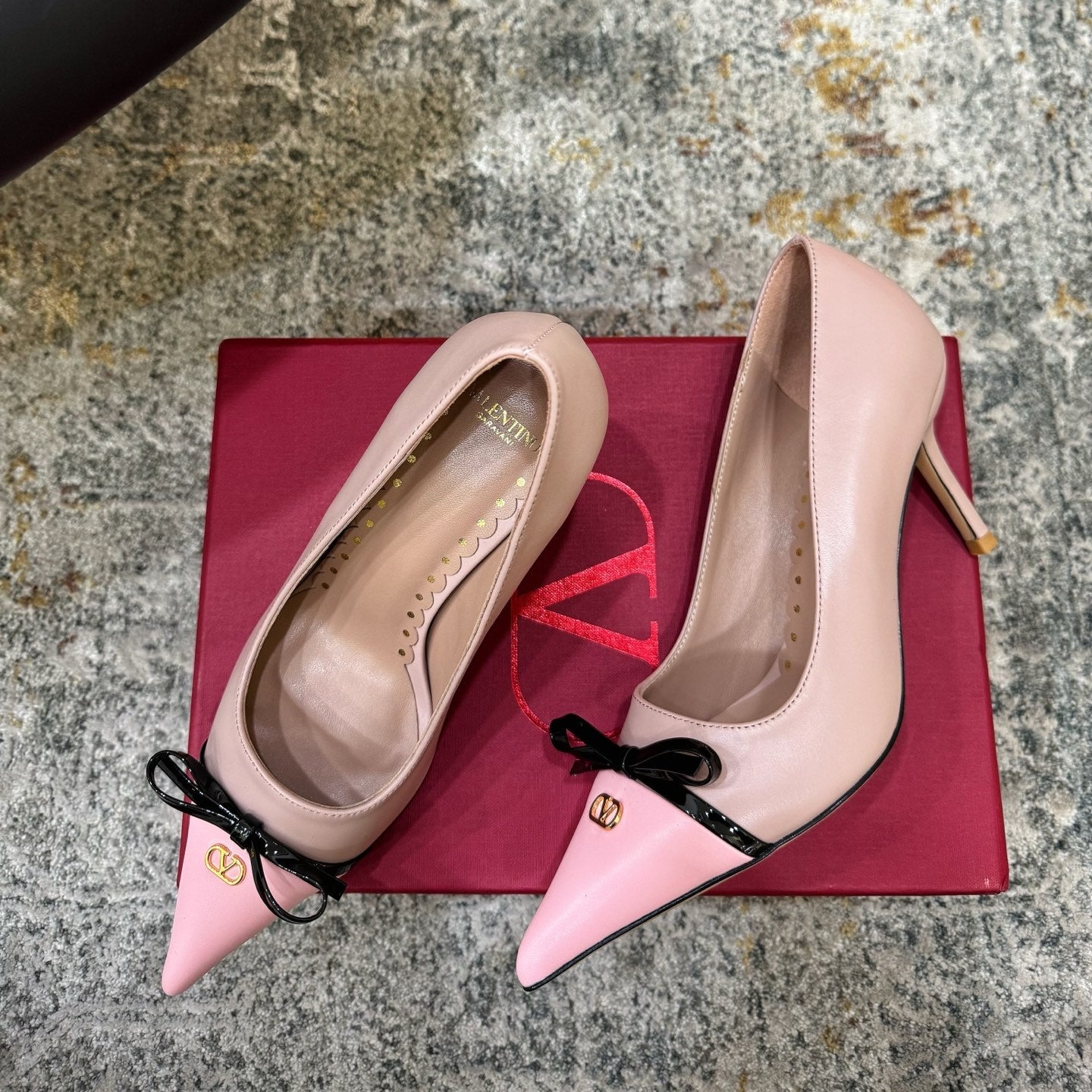 VALENTINO 26S BOW HIGH HEELS 75 MM IN NUDE AND LIGHT PINK CALFSKIN