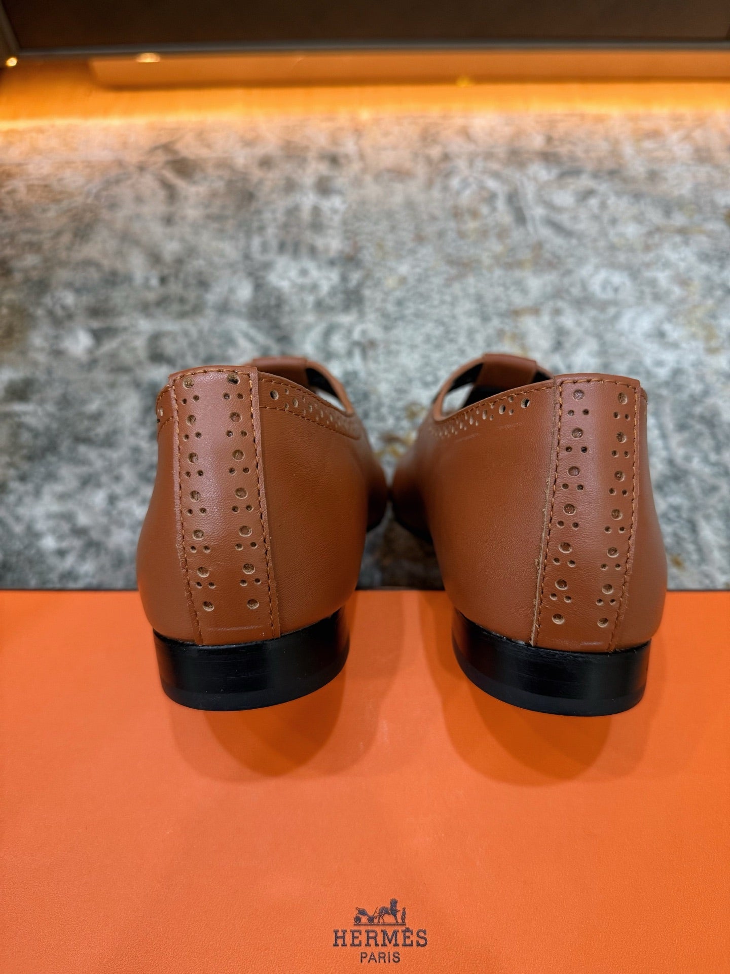 HM 26S PERFORATED BALLET FLATS IN BROWN CALFSKIN