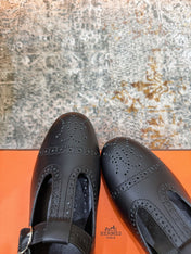 HM 26S PERFORATED BALLET FLATS IN BLACK CALFSKIN