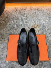 HM 26S PERFORATED BALLET FLATS IN BLACK CALFSKIN