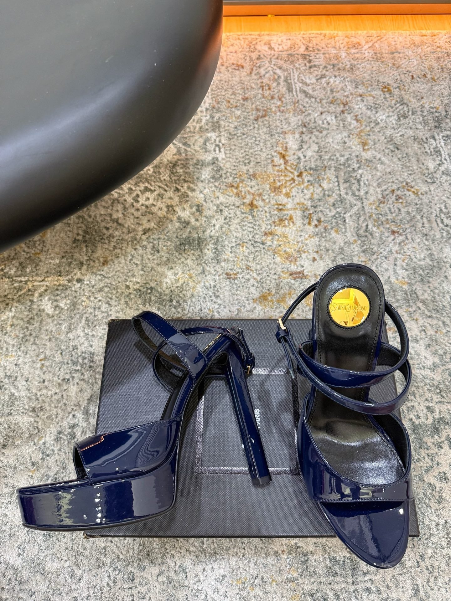 YSL 26S HIGH-HEEL SANDALS 130 MM IN NAVY BLUE GLOSSY CALFSKIN