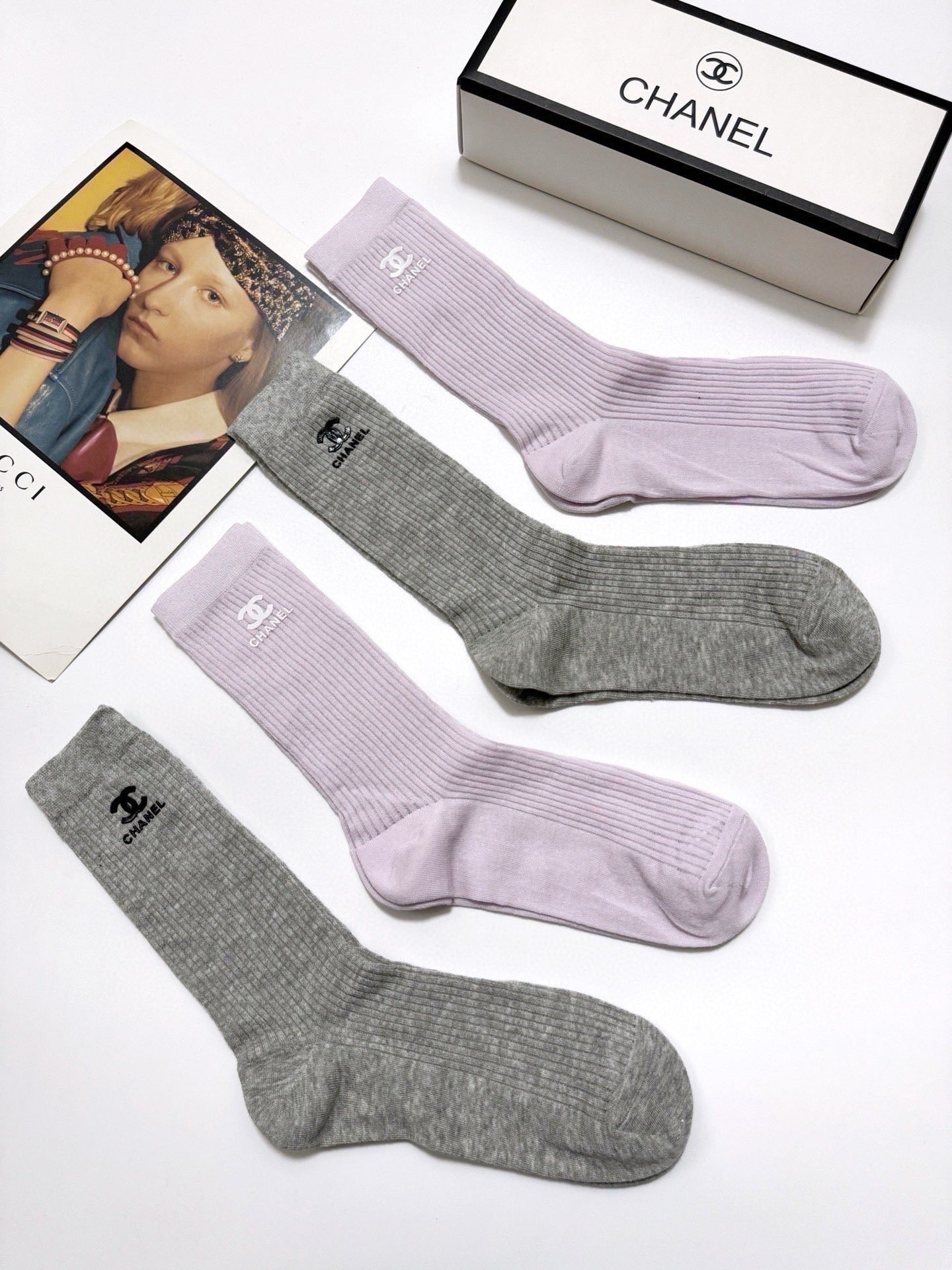 CHANEL 26S CREW SOCKS 395190 (1 BOX)