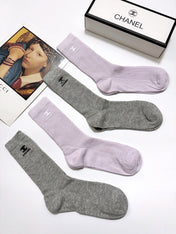 CHANEL 26S CREW SOCKS 395190 (1 BOX)
