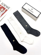 CHANEL 26S CREW SOCKS 403618 (1 BOX)