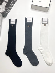 CHANEL 26S CREW SOCKS 403629 (1 BOX)