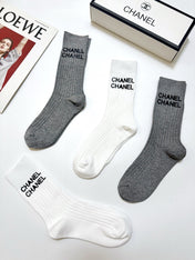 CHANEL 26S CREW SOCKS 403667 (1 BOX)