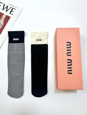 MIUMIU 26S CREW SOCKS 403668 (1 BOX)