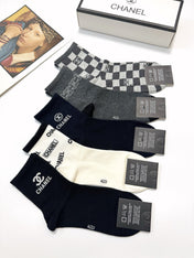 CHANEL 26S CREW SOCKS 405368 (1 BOX)