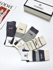 CHANEL 26S CREW SOCKS 405383 (1 BOX)