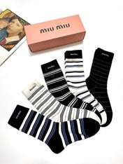 MIUMIU 26S CREW SOCKS 407174 (1 BOX)
