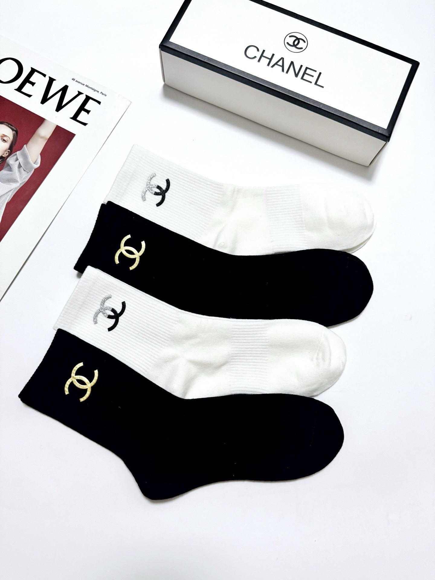 CHANEL 26S CREW SOCKS 410300 (1 BOX)