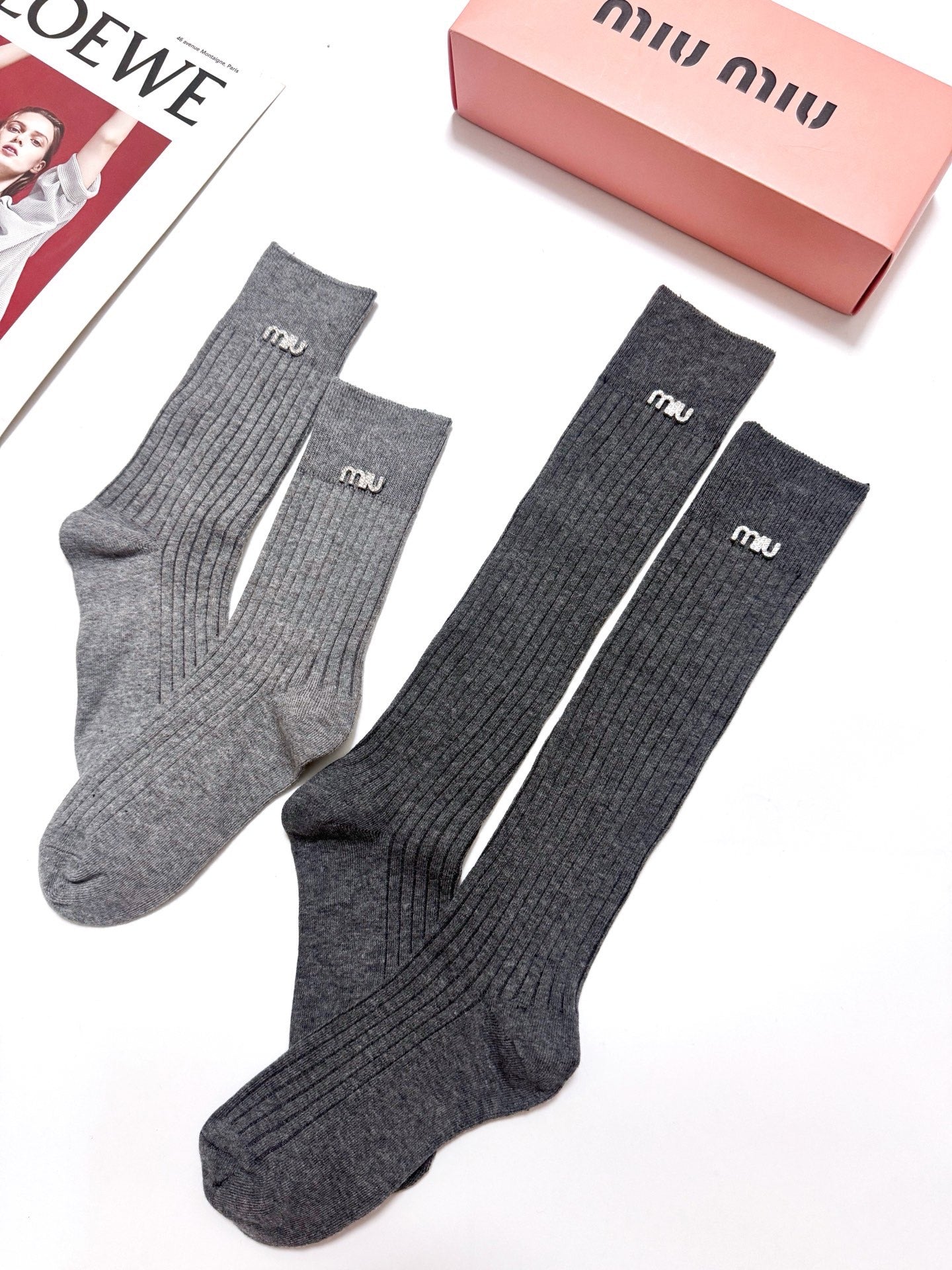 MIUMIU 26S CREW SOCKS 410302 (1 BOX)