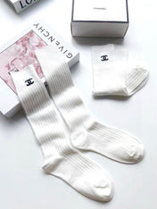 CHANEL 26S CREW SOCKS 412439 (1 BOX)