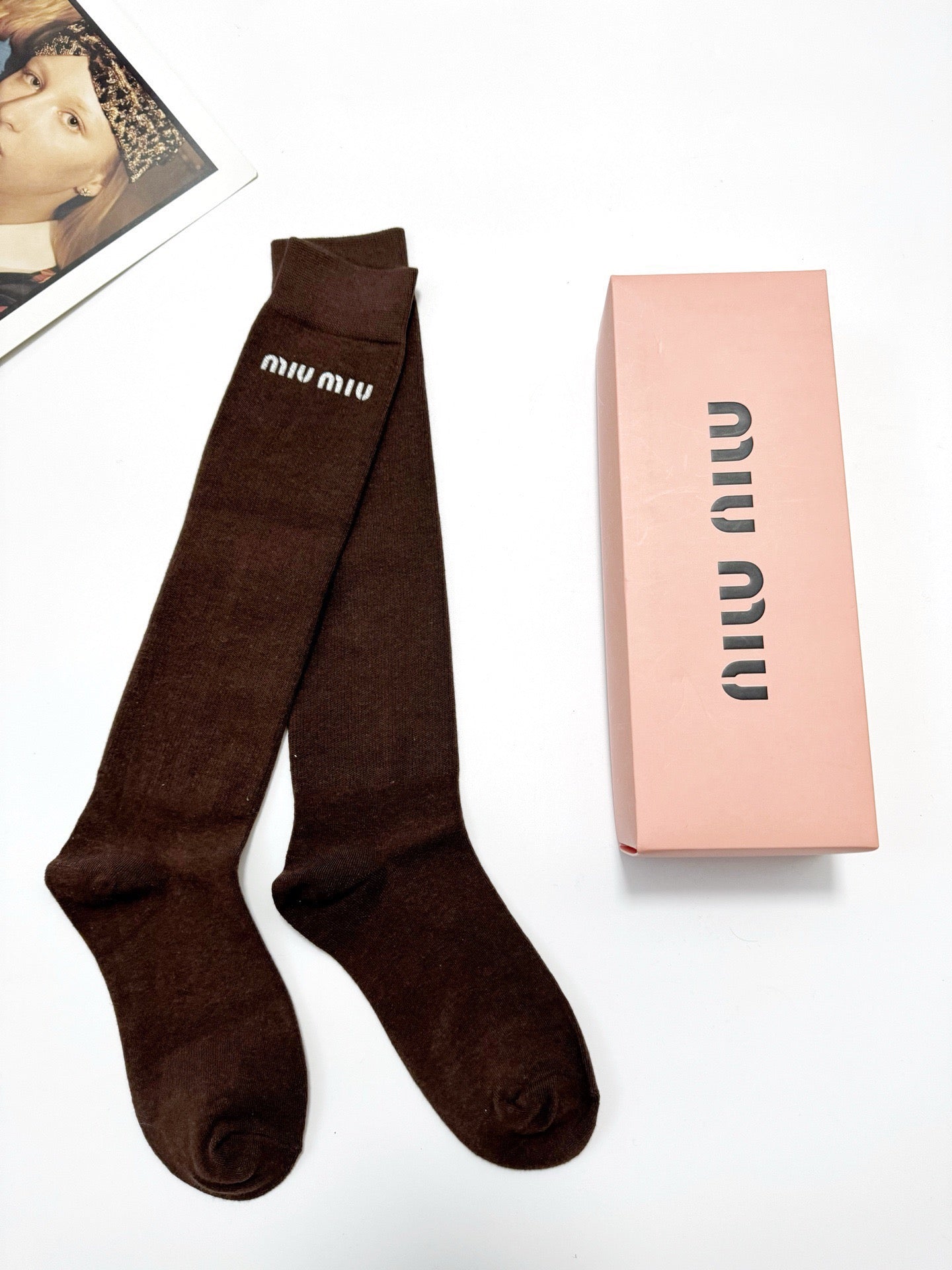 MIUMIU 26S CREW SOCKS 413921 (1 BOX)