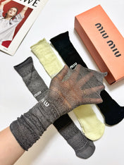 MIUMIU 26S CREW SOCKS 413929 (1 BOX)