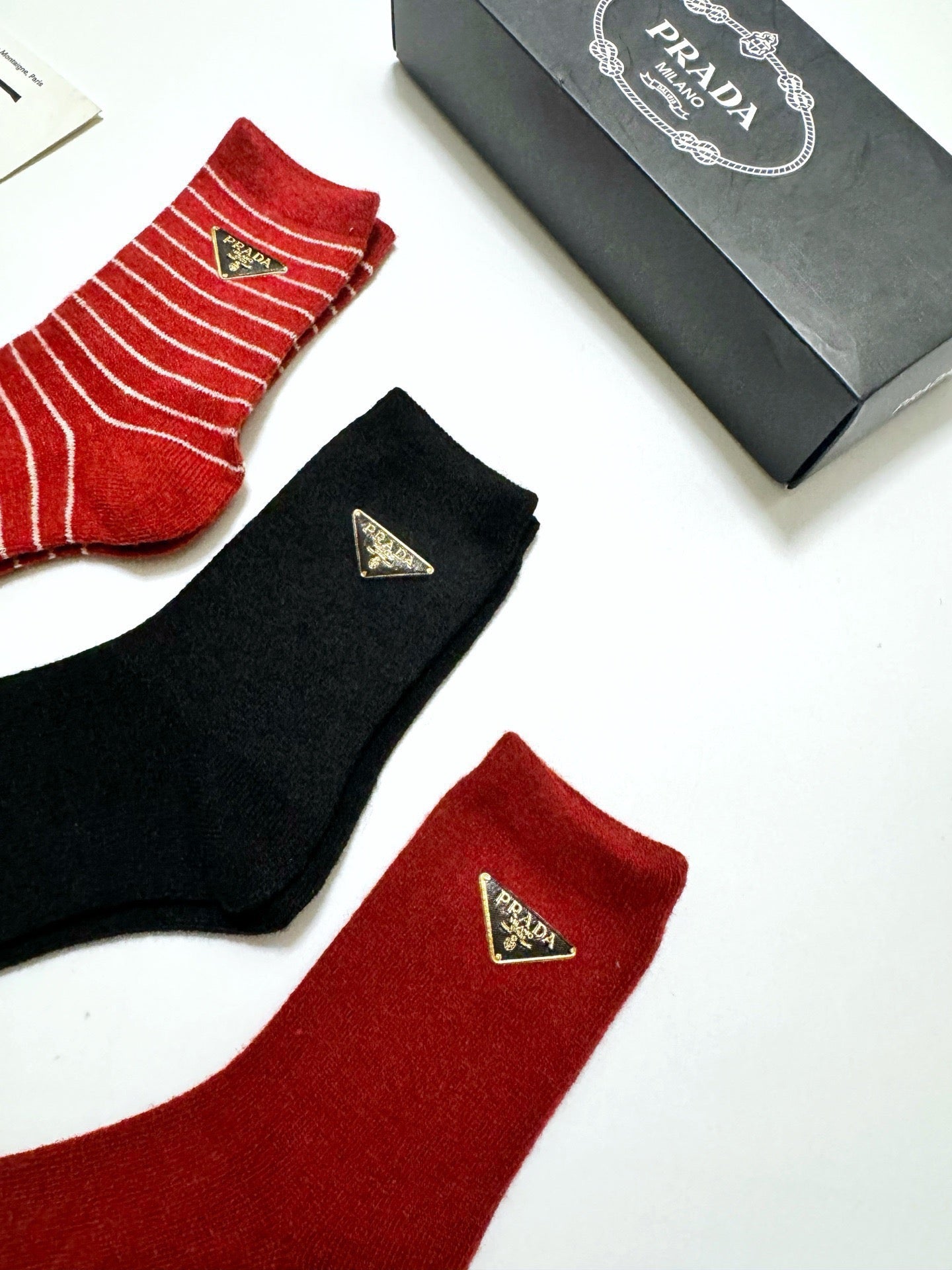 PRADA 26S CREW SOCKS 425089 (1 BOX)