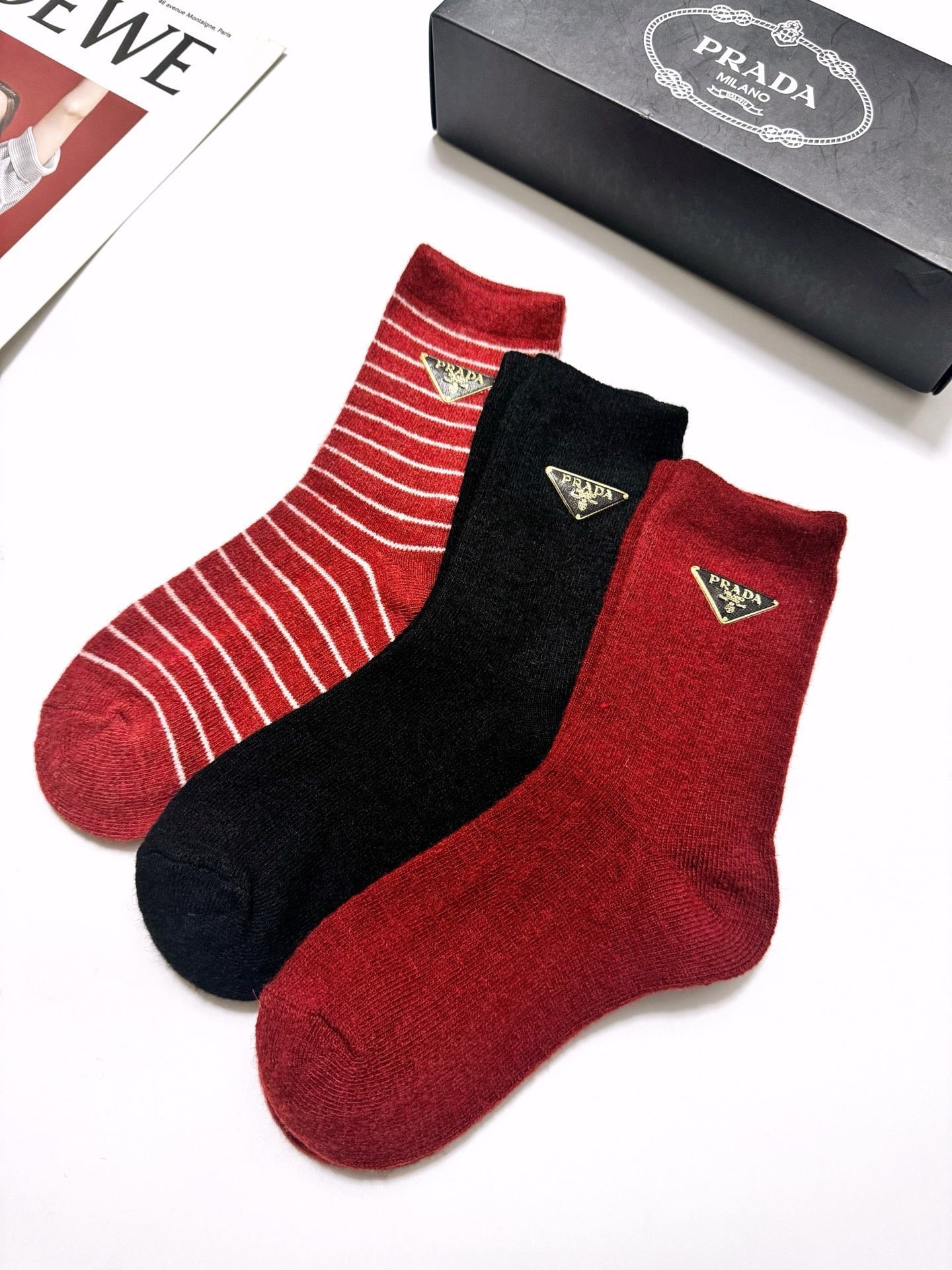 PRADA 26S CREW SOCKS 425089 (1 BOX)