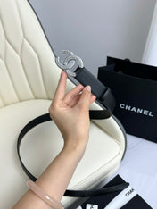 CC BELT 30MM IN BLACK SMOOTH CALFSKIN SILVER HARDWARE ATTACH PEARLS