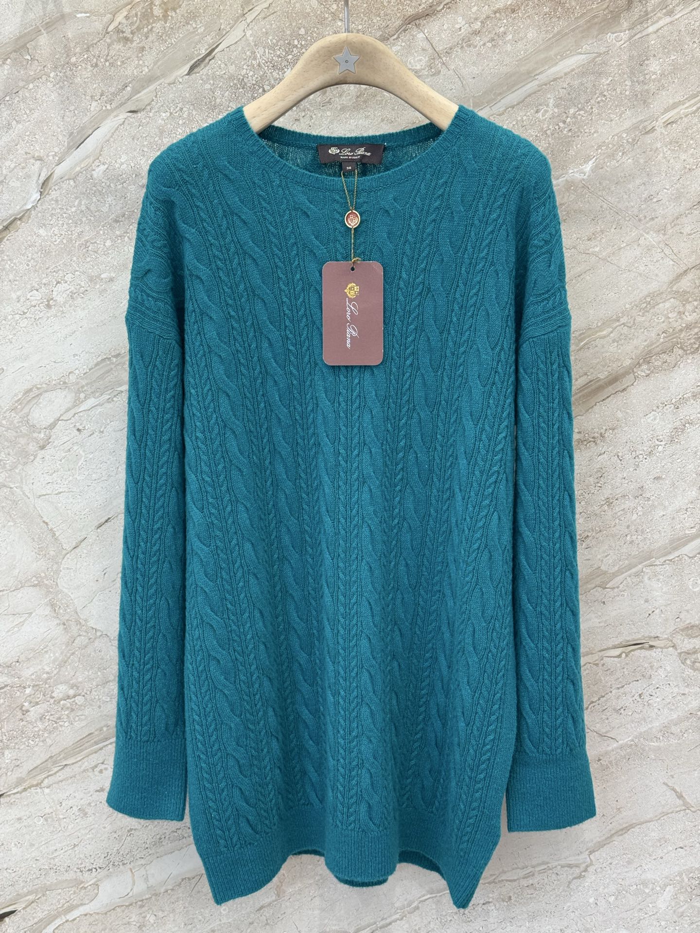 LORO PIANA 26S LONG CABLE-KNIT SWEATER 902