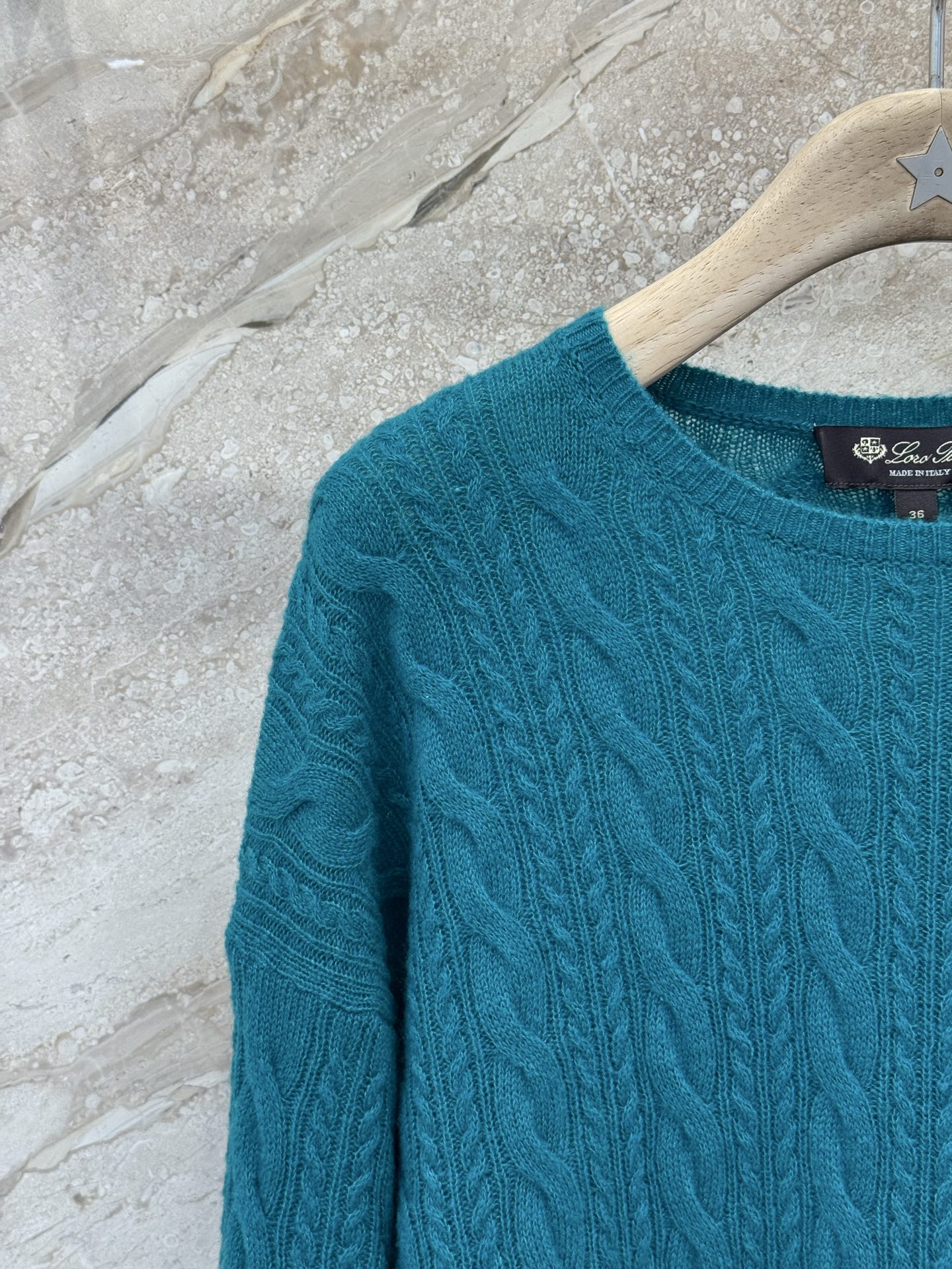 LORO PIANA 26S LONG CABLE-KNIT SWEATER 902