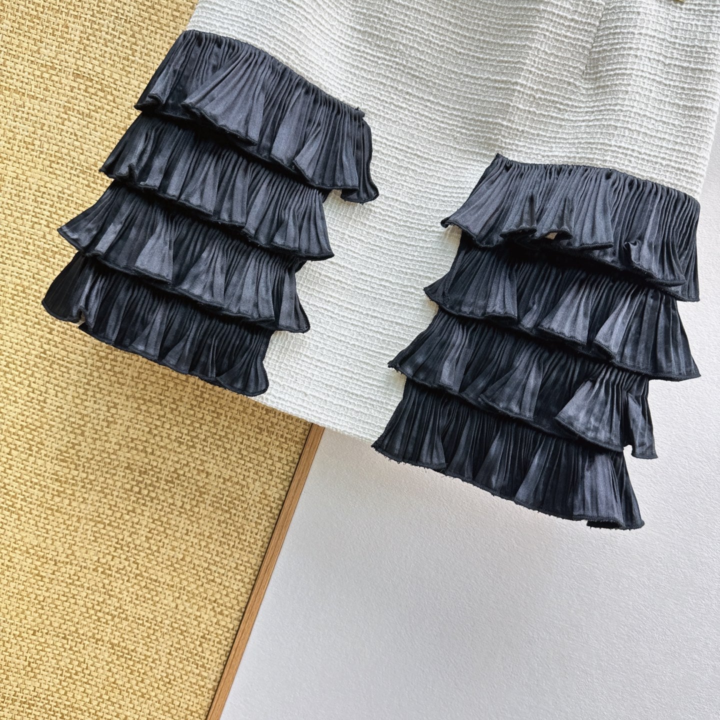 VALENTINO 26S SKIRT STYLE 20