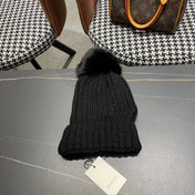 BEANIE HAT IN BLACK WOOL 403394