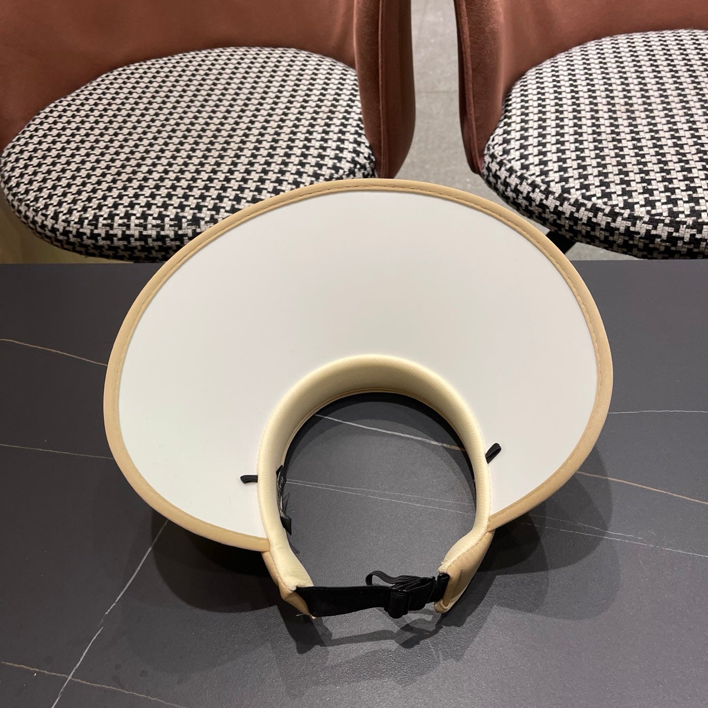 BALENCIAGA 26S SUMMER SUN HAT STYLE 120