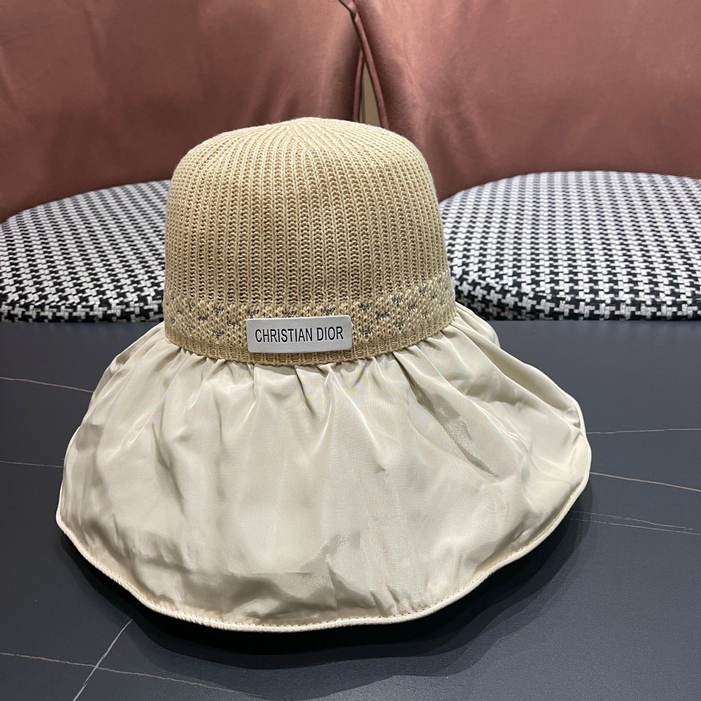 DIOR 26S KNIT SUN HAT  STYLE 229