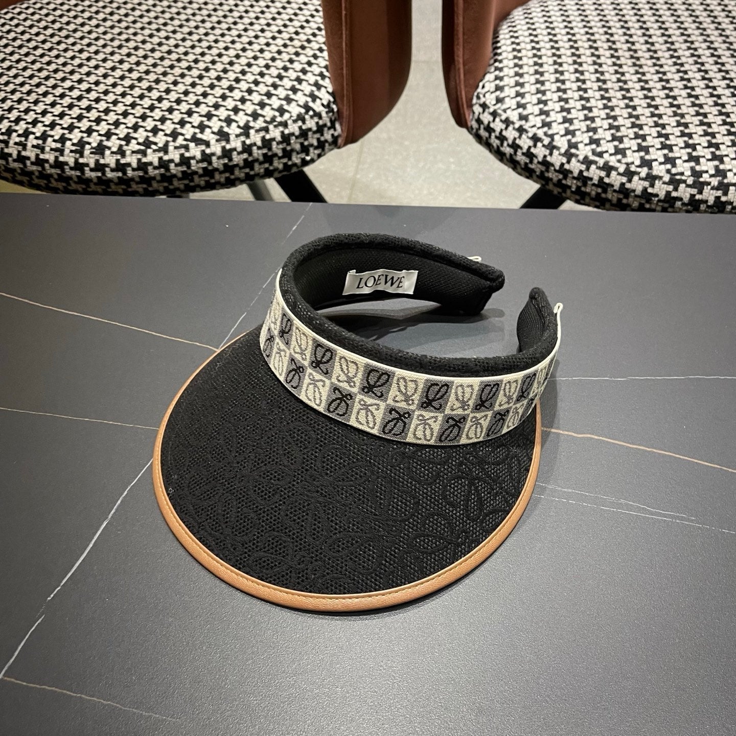 LOEWE 26S MONOGRAM SUN VISOR HAT STYLE 055