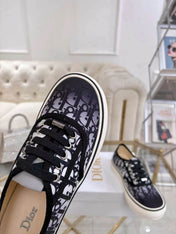 DIOR 26S LOW-TOP SNEAKERS IN BLACK DIOR OBLIQUE CANVAS