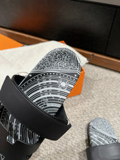 CHYPRE SANDAL BLACK CALFSKIN UNIQUE