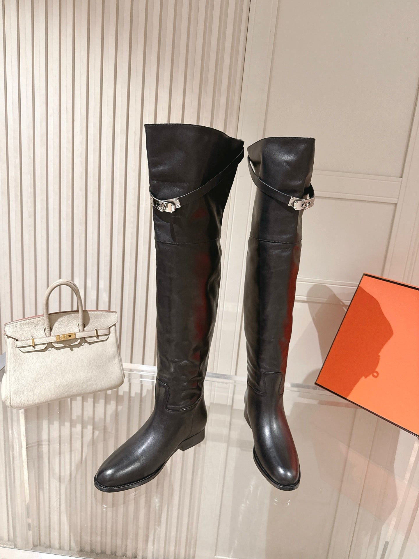 HM 26S OVER THE KNEE BOOTS IN BLACK CALFSKIN