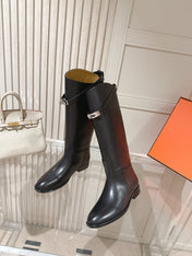 HM 26S TALL FLAT BOOTS IN BLACK CALFSKIN