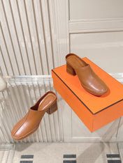 HM 26S HEEL MULES 65 MM IN LIGHT BROWN CALFSKIN