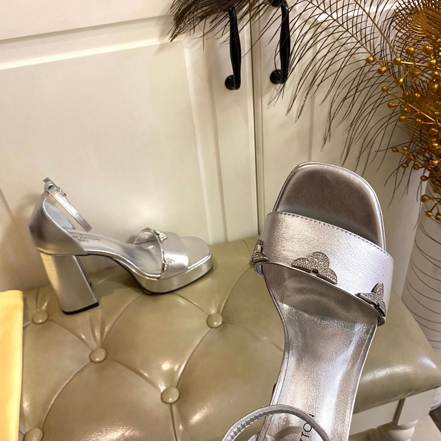 LV 26S HIGH-HEELED SANDALS 110 MM IN SILVER CALFSKIN