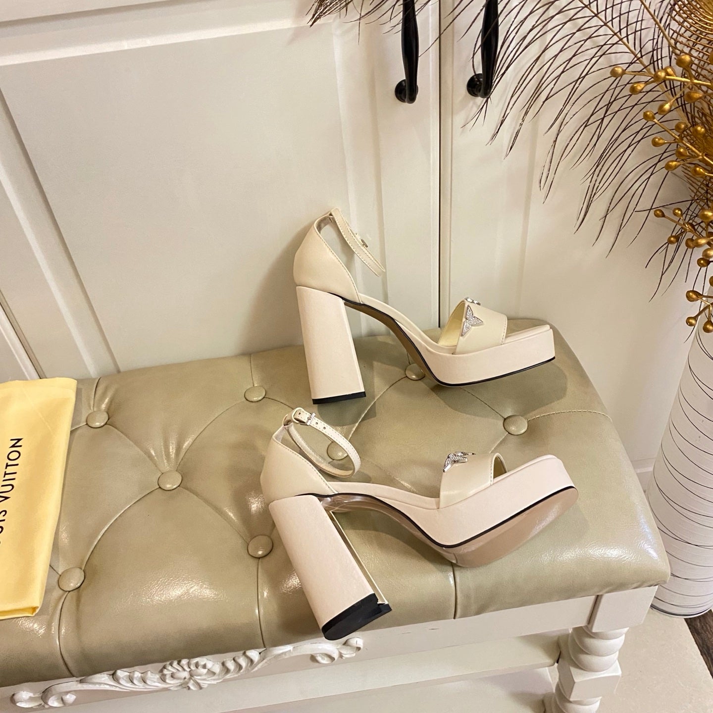 LV 26S HIGH-HEELED SANDALS 110 MM IN BEIGE CALFSKIN