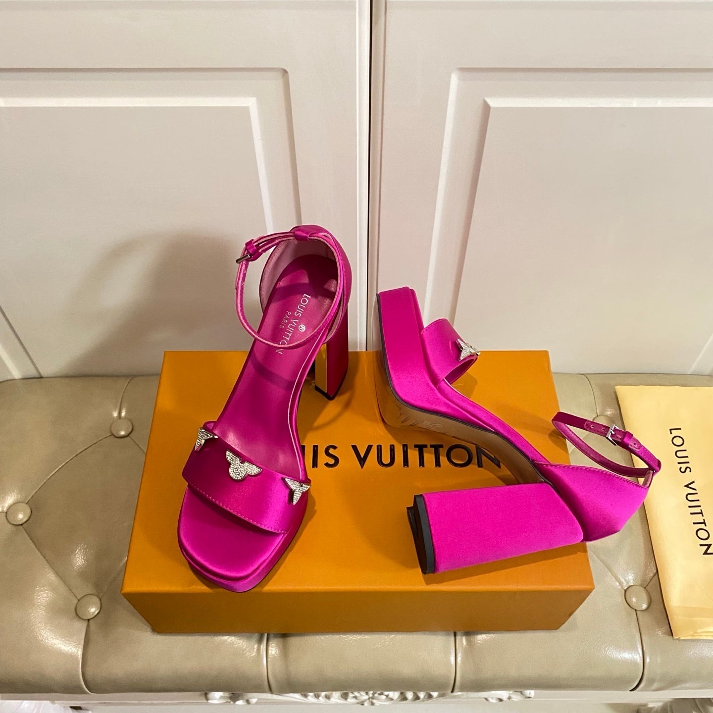 LV 26S HIGH-HEELED SANDALS 110 MM IN PINK SATIN AND CALFSKIN