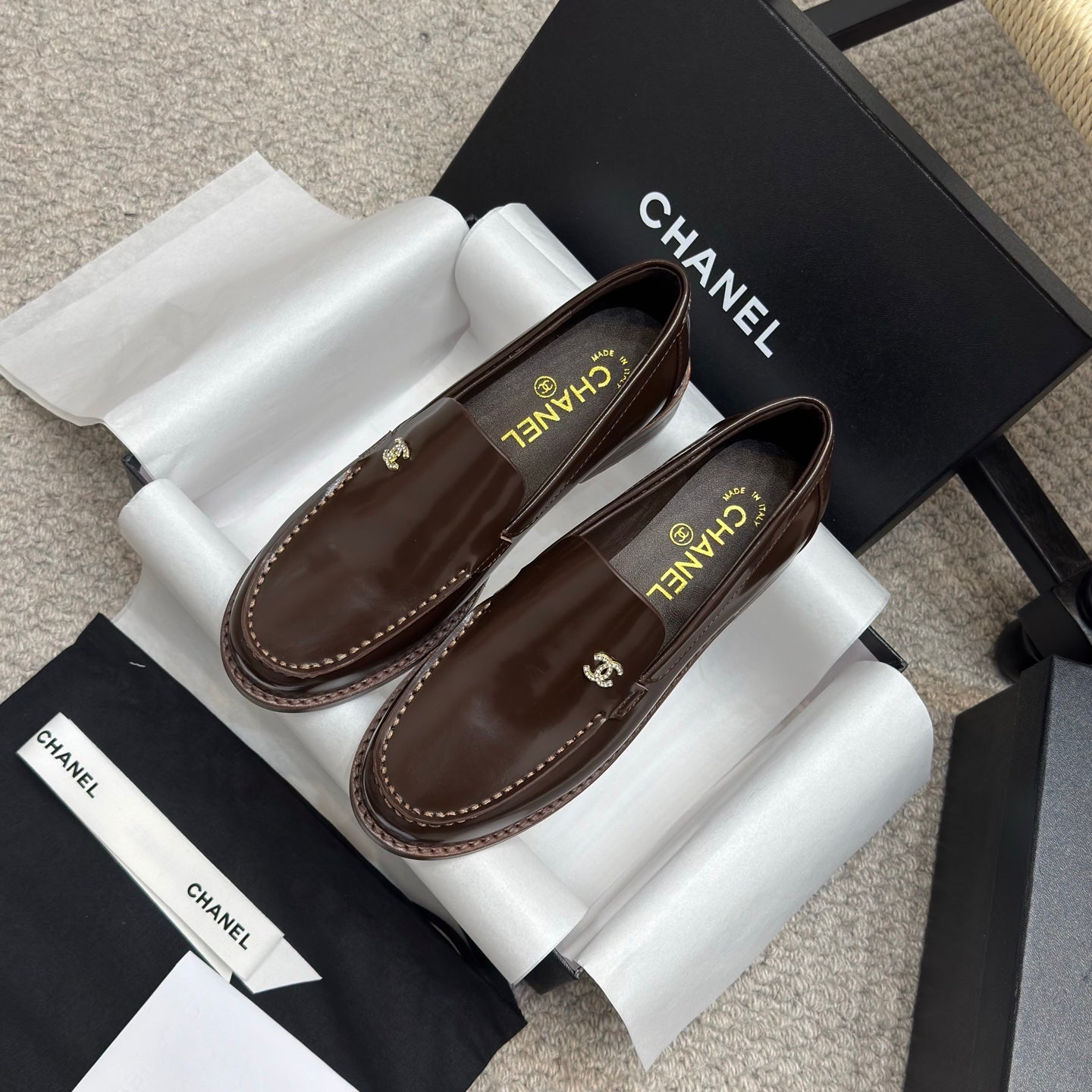 CC 25C Moccasins Chocolate Patent Leather