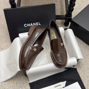CC 25C Moccasins Chocolate Patent Leather