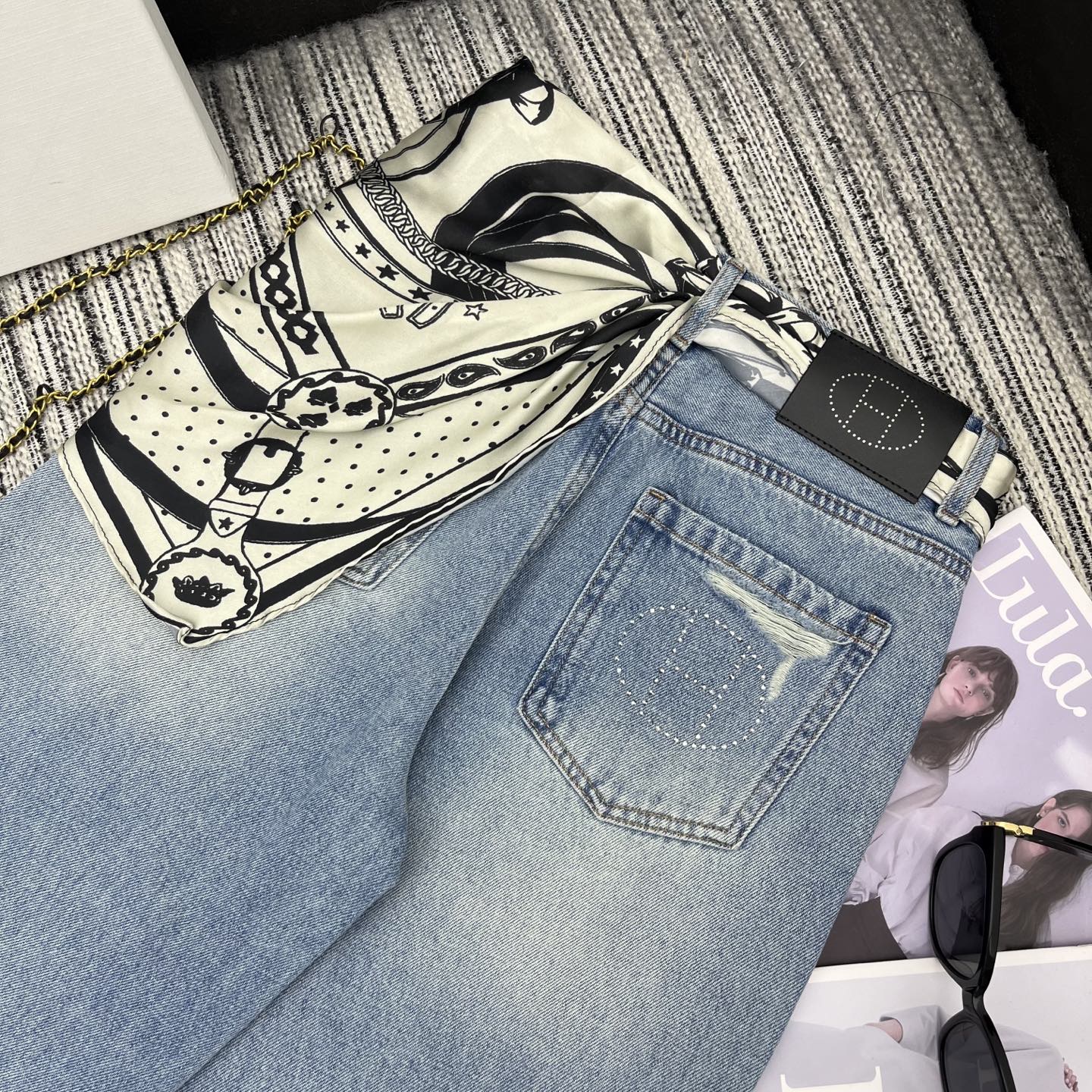 HERMES 26S STRAIGHT-LEG JEANS 796